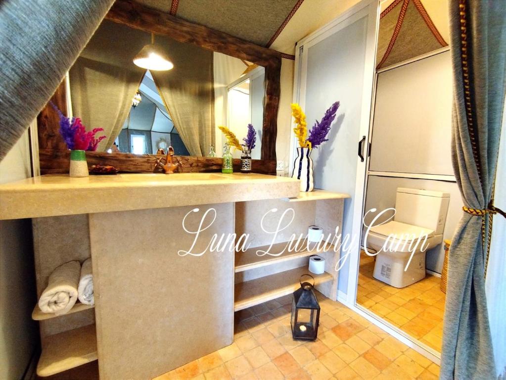 [background image] image of restaurant interior (for a mexican restaurant)