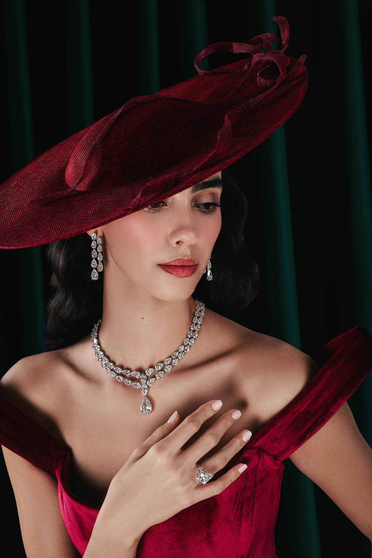 Levuma Bespoke Jewellery handcrafted in Antwerp.