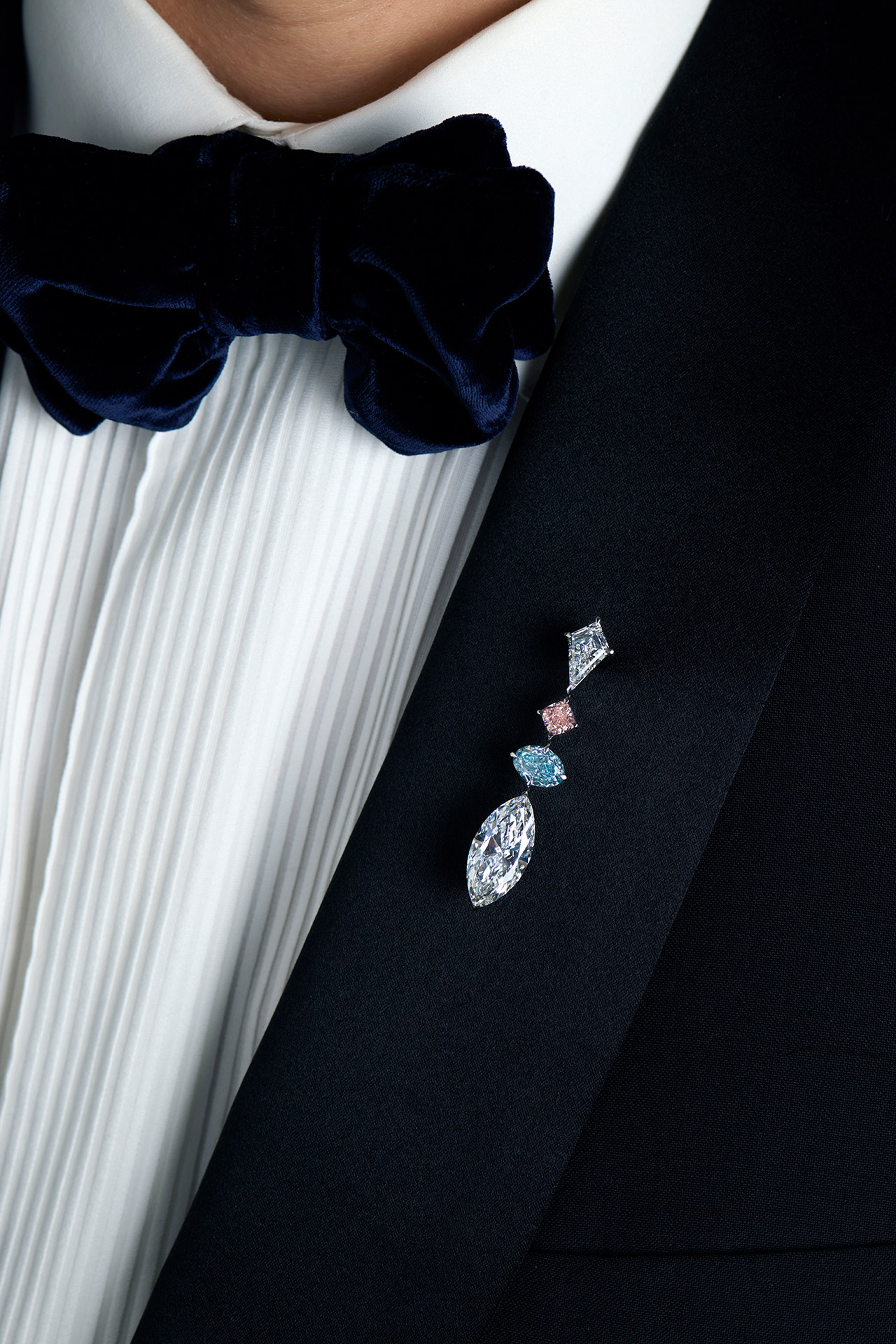 Levuma Bespoke Jewellery handcrafted in Antwerp.