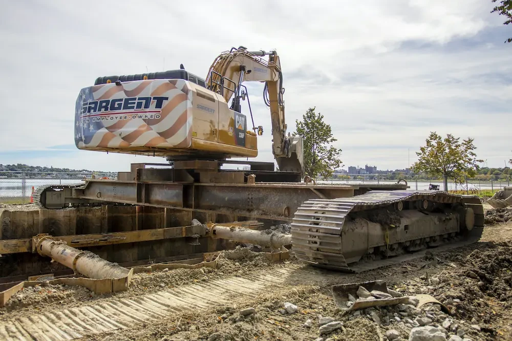 Sargent excavator on a jobsite trench crossing