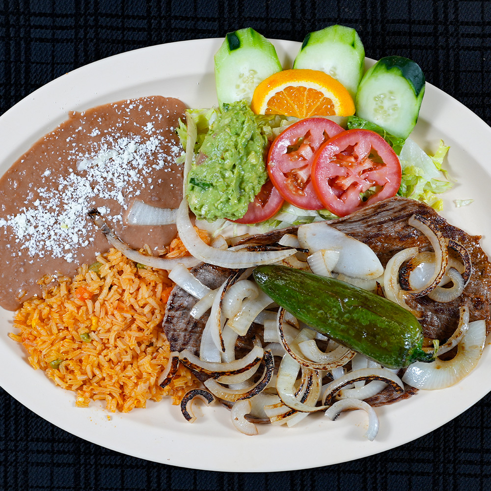 asada with rice and beans