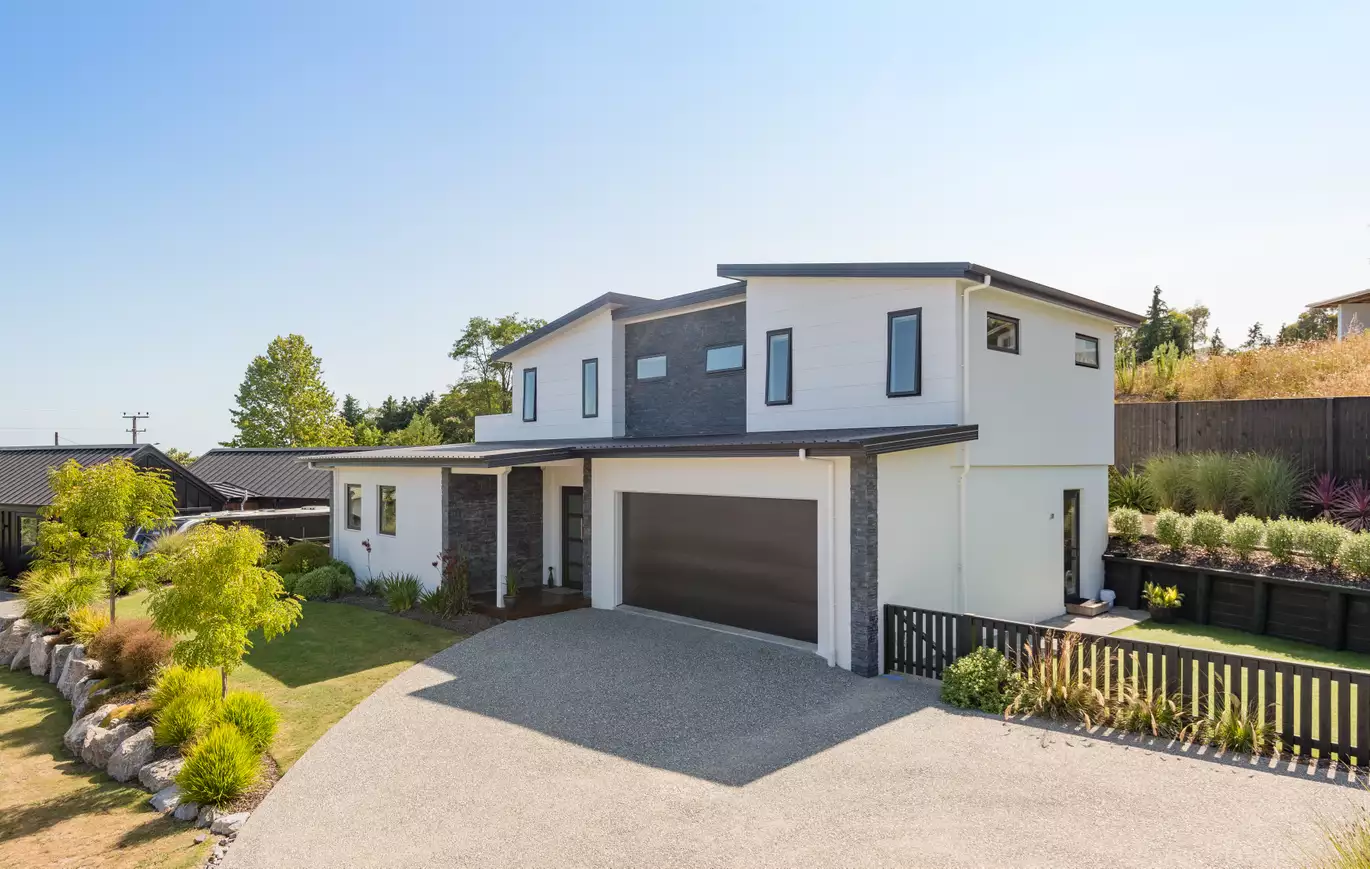 image of construction meetings