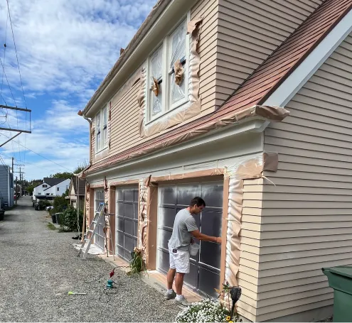 Exterior house painting on a Mercer Island, WA home