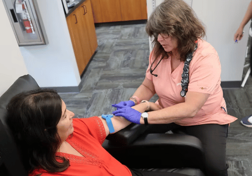 Lisa Shares Her Experience of Kind and Gentle Care at Lonerock Clinic