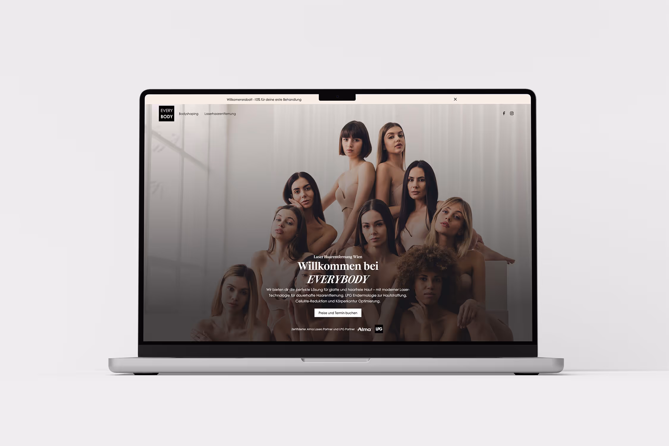 Laptop-Mockup mit der Website von „Everybody“ für Laser-Haarentfernung.