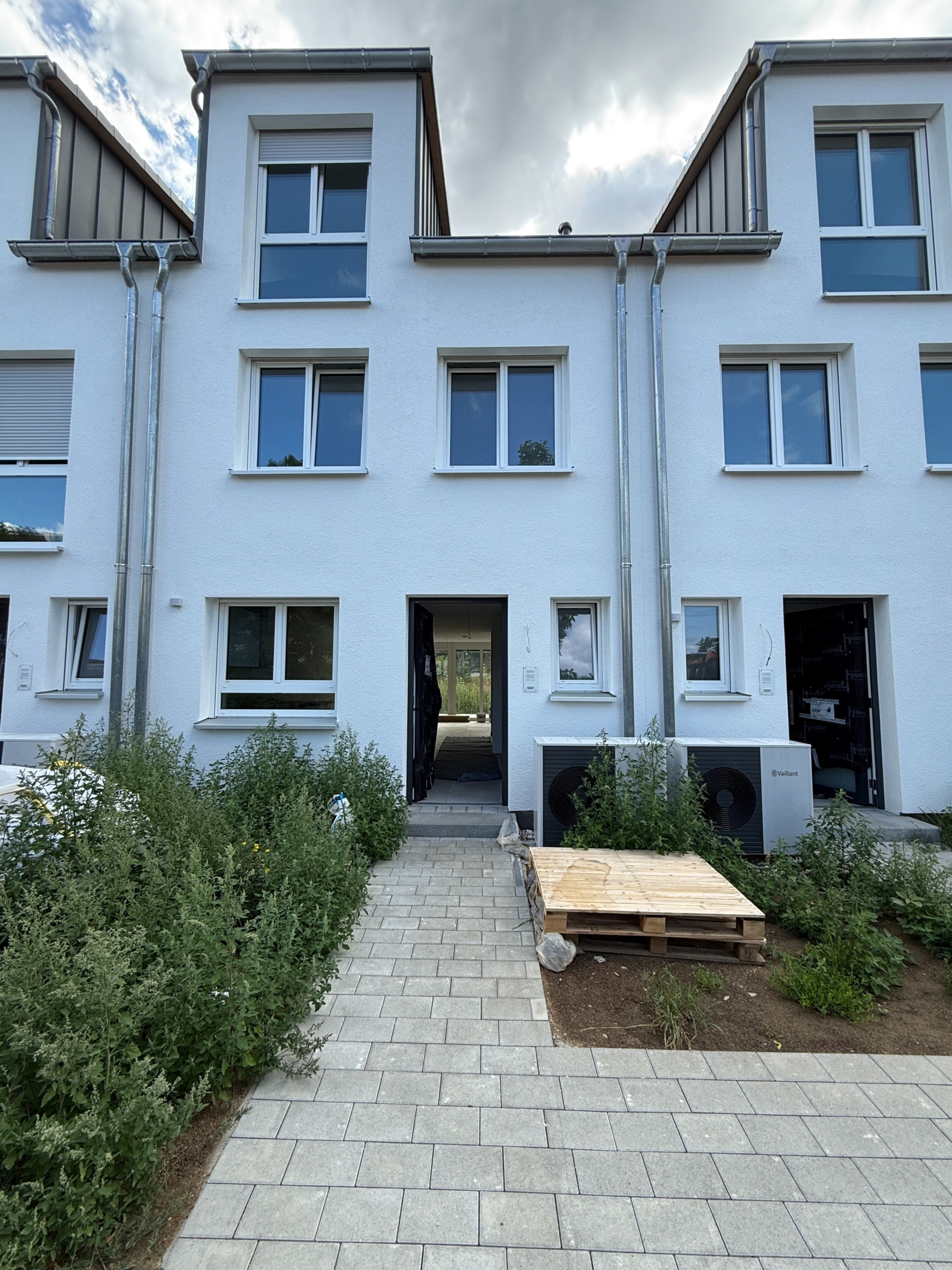 Muster - Straßenseite RMH