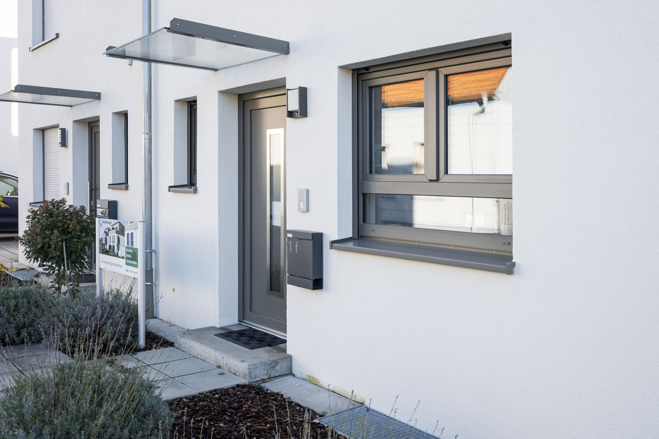 Musterhaus Eingang - Dach