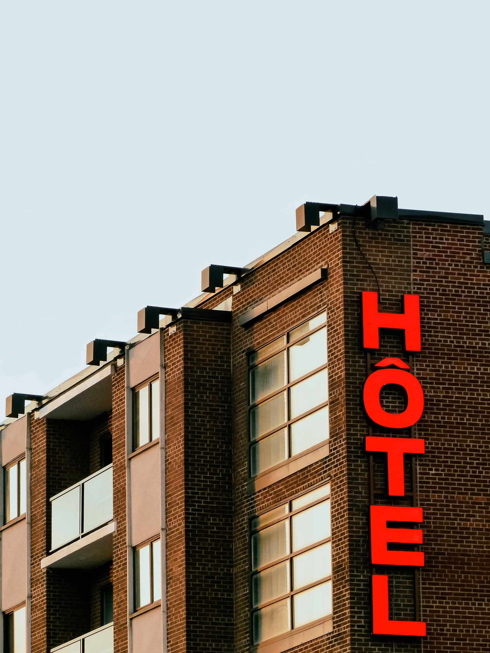 Taxe de séjour en hôtellerie : calcul et reversement — FINAUDEC