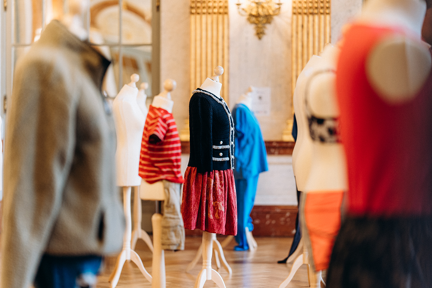 Maccasy Agency proudly presents a firsthand account of our photographer's captivating journey into the heart of a remarkable event: "What Were You Wearing?"