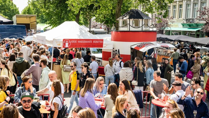 Na noodkreet Wim Ballieu: Antwerps stadsbestuur zegt nee tegen extra toiletten voor bezoekers Vogelenmarkt