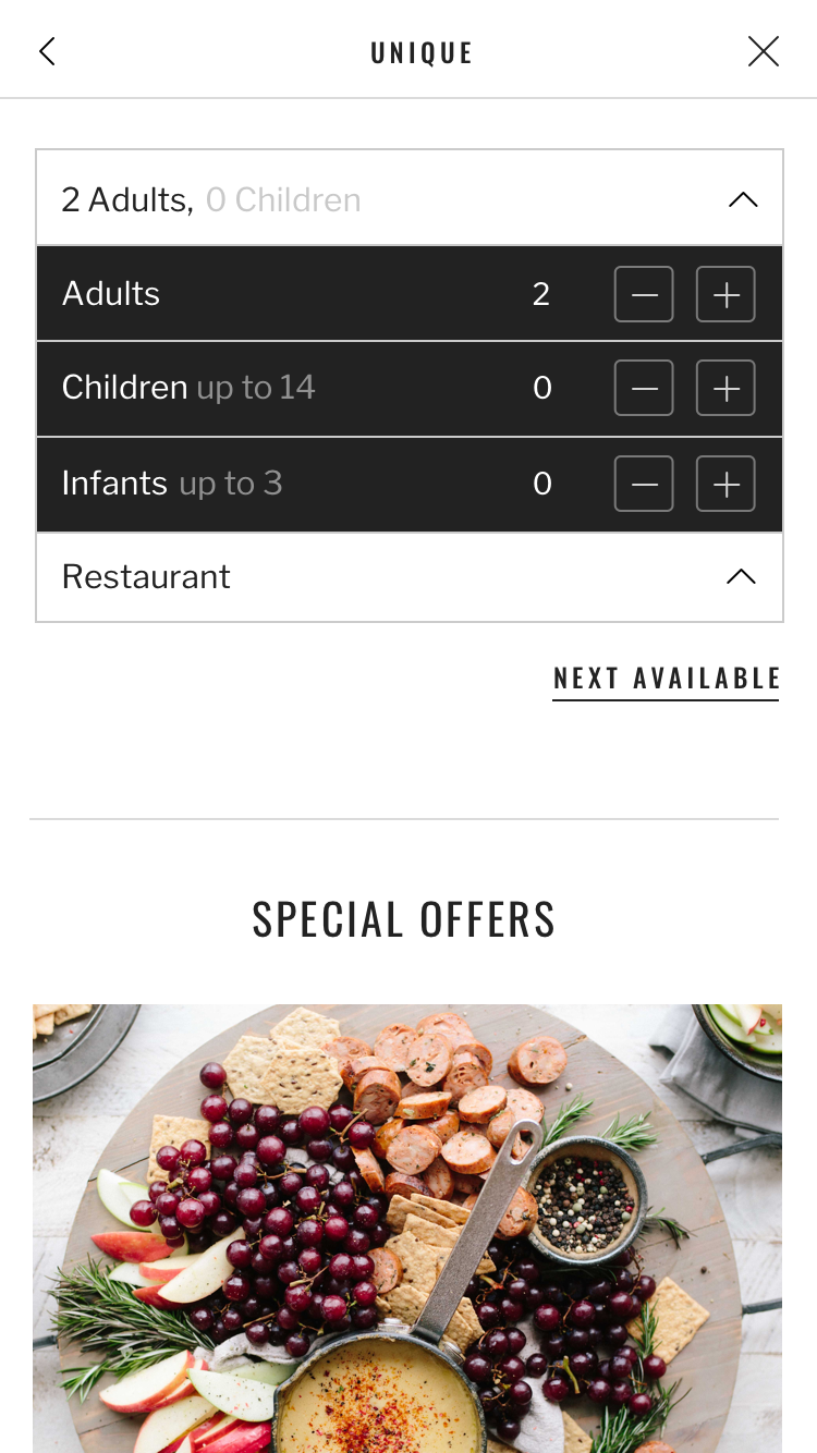 Schwarze Version des Handyscreen, wo verschiedene Einstellungen zur Reservierung ausgewählt werden können.