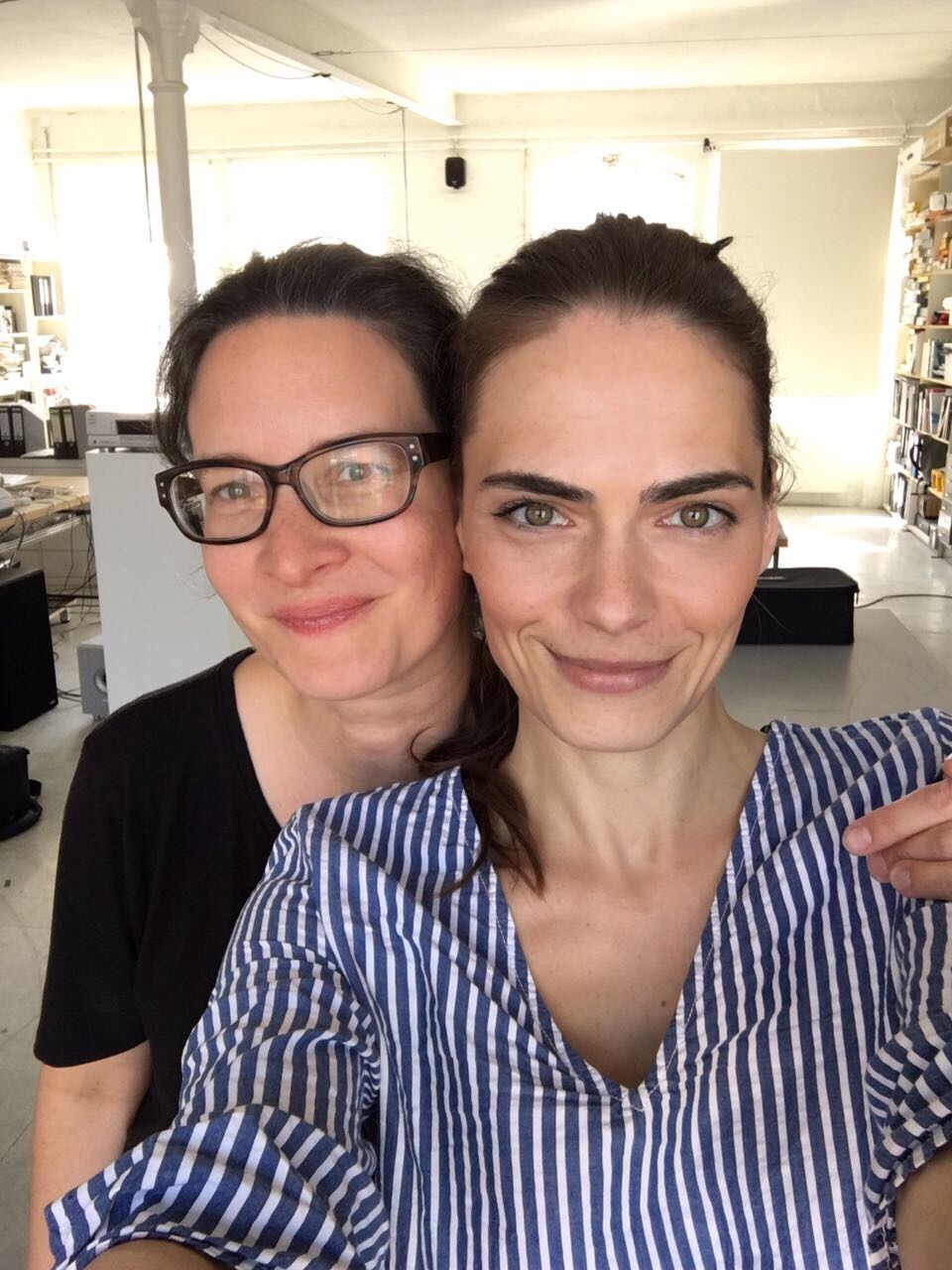 Selfie von Barbara Schulze and Janine Marold from hello studio.