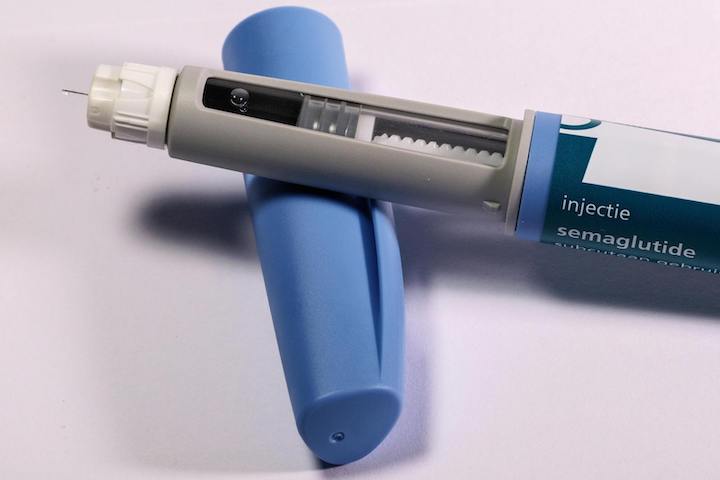 GLP-1 style injector.