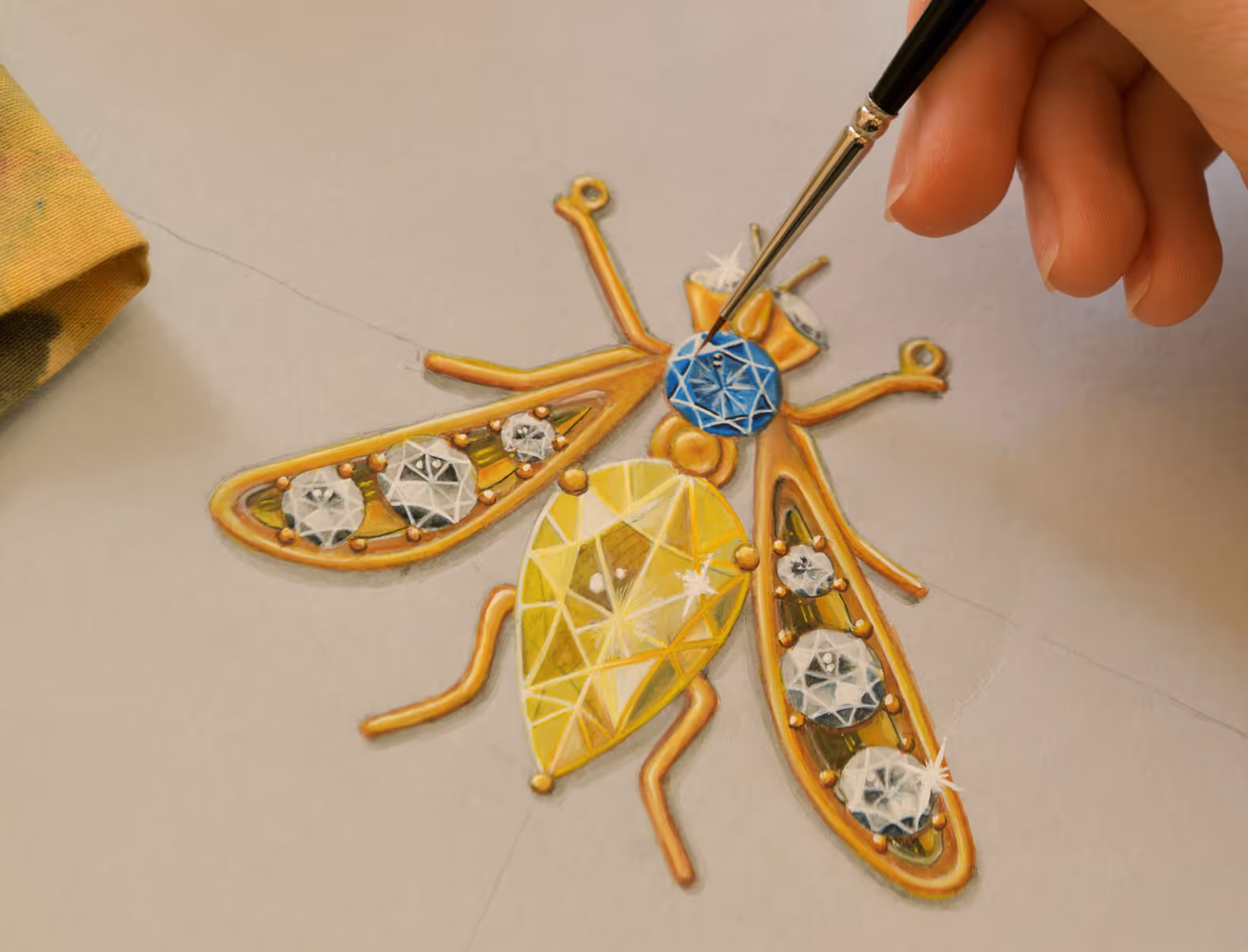 Gouaché Collier abeille