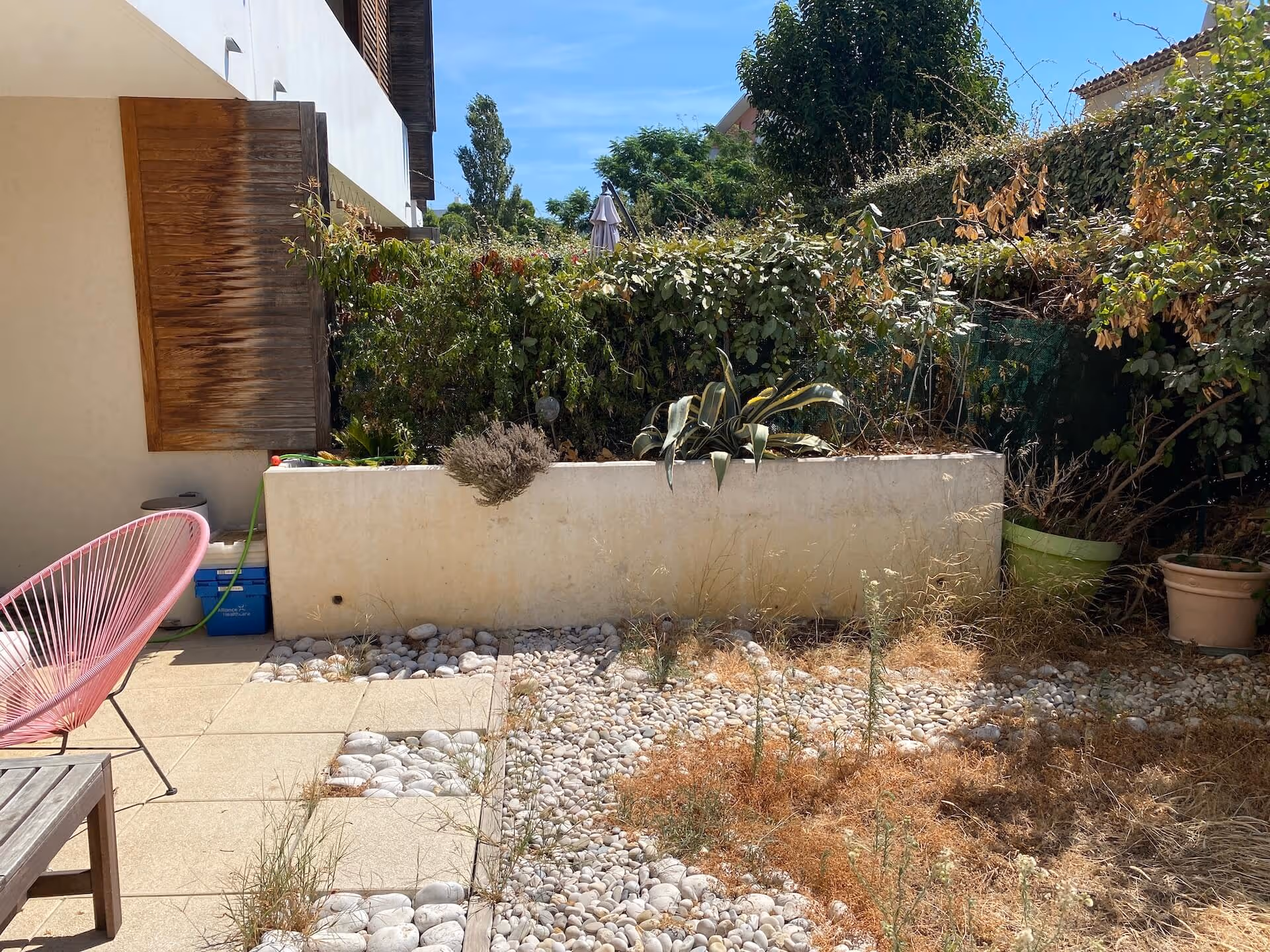 La garrigue en rez-de-jardin