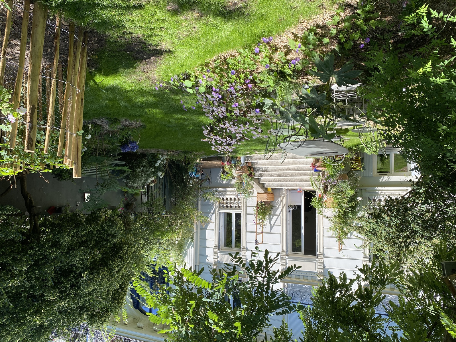 À l’orée du bois