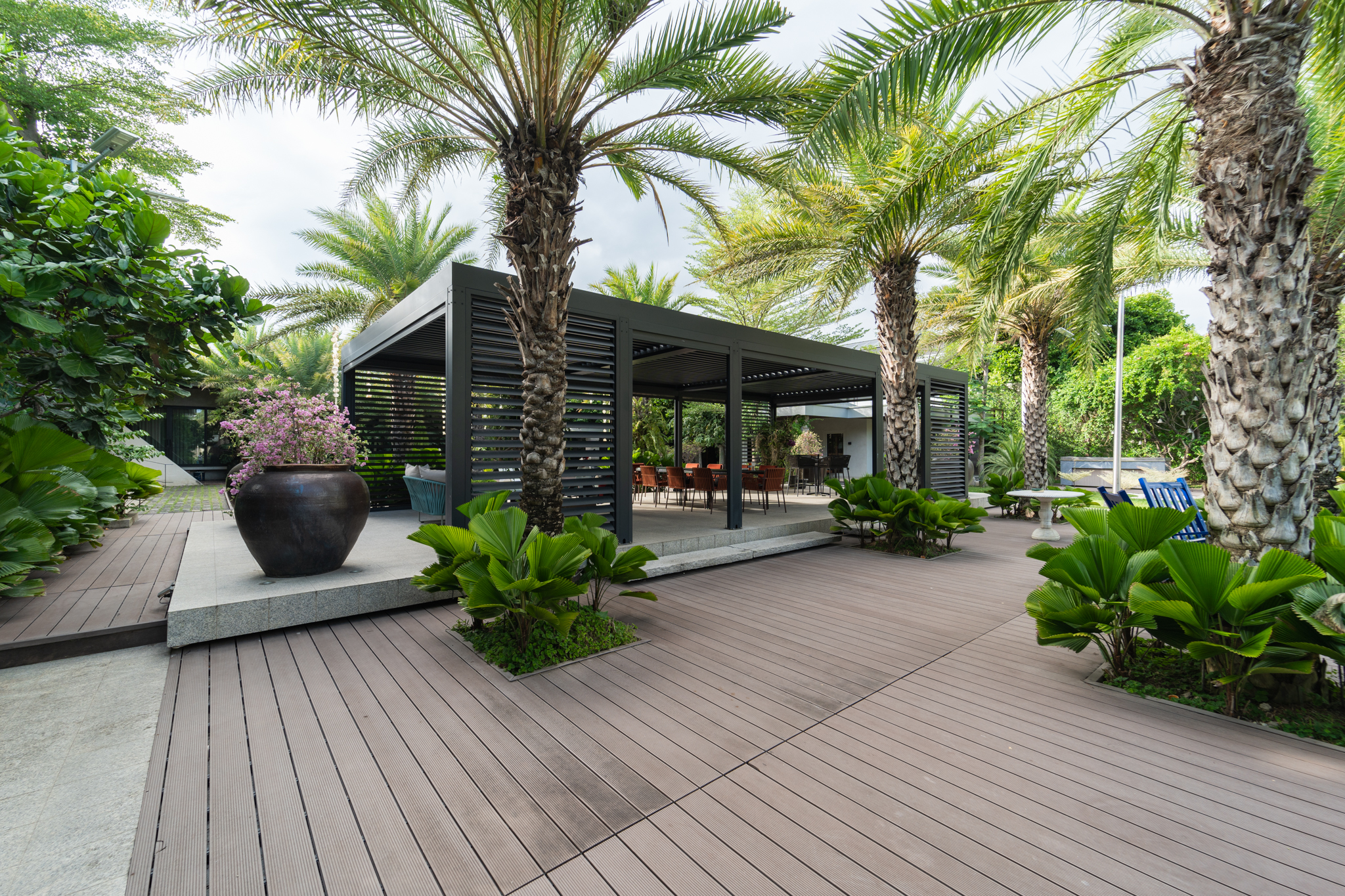 Lexus House — The outdoor pavilion blends well with the surrounding greenery, providing the perfect place to host events and parties or to feel that tropical, summer vibes.