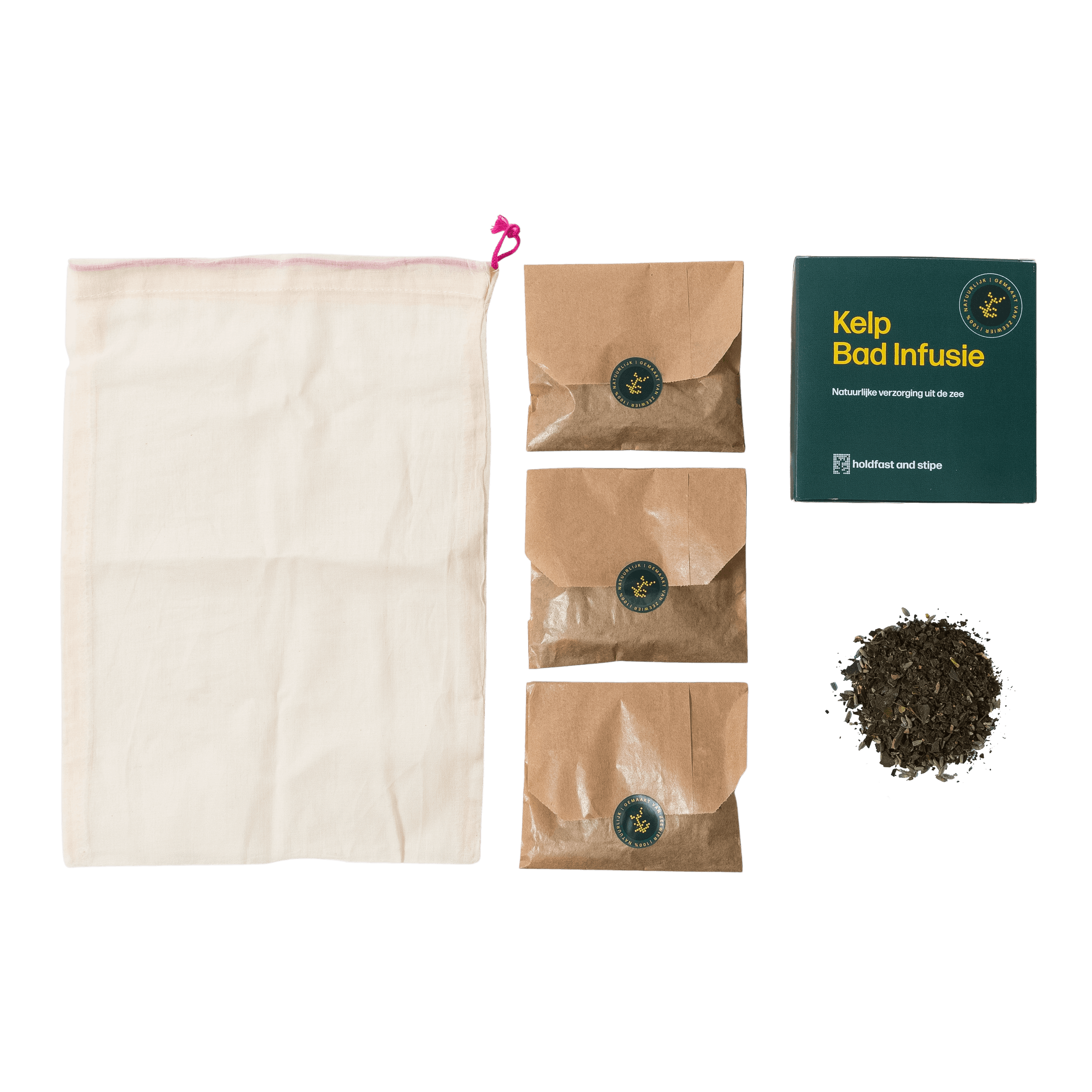 Bovenaanzicht van alle inhoud van het Kelp Bad Infusie product. 1 katoenen zakje, 3 zakjes met inhoud, een hoopje Bad Kelp Infusie vlokken en het product doosje.