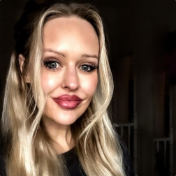 Anna Grace Du Noyer - Life Hub Education blog author
