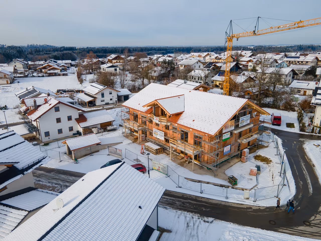 Luftaufnahme von Wohnsiedlung in Oberbayern, Zeltsperger Immobilien Referenz.