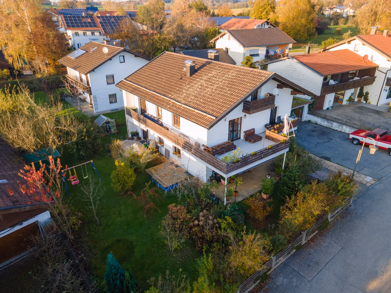 Immobilien in ländlicher Lage bei Rosenheim, Referenz Zeltsperger.