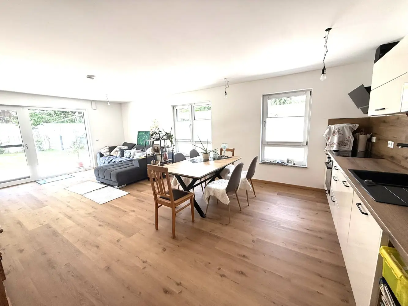 2-Zimmer-Erdgeschosswohnung in Obing mit Terrasse und Garten