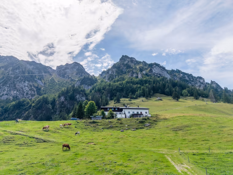 Öderkaser am Fuße des Hochfelln in den Chiemgauer Alpen