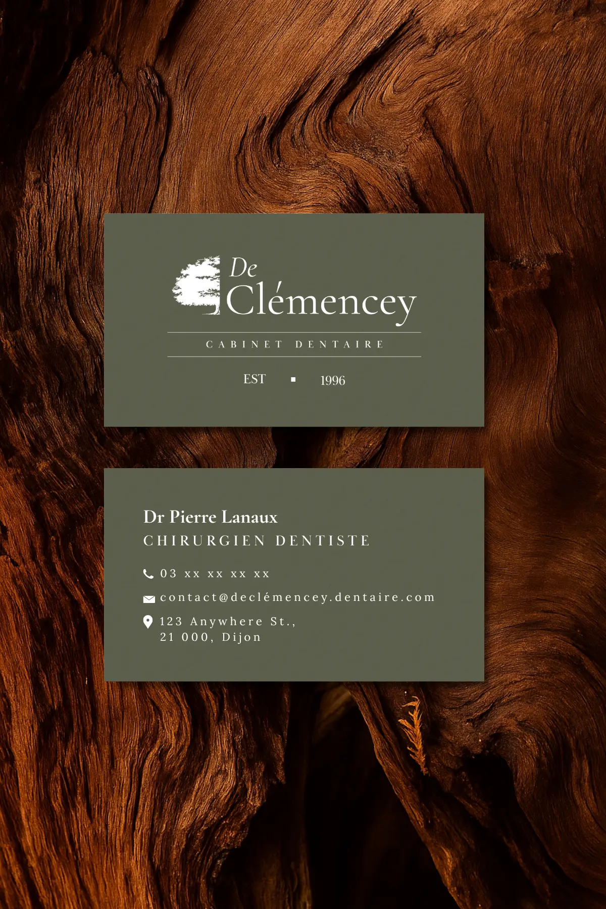 Carte de visite réalisée pour le Cabinet de Clémencey, par Metara. 
(service: identité visuelle)