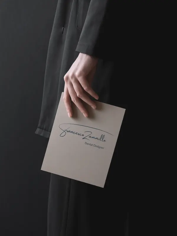 Logo principal réalisé pour Francesco Zammillo, prothésiste dentaire, par Metara. 
(service: identité visuelle)