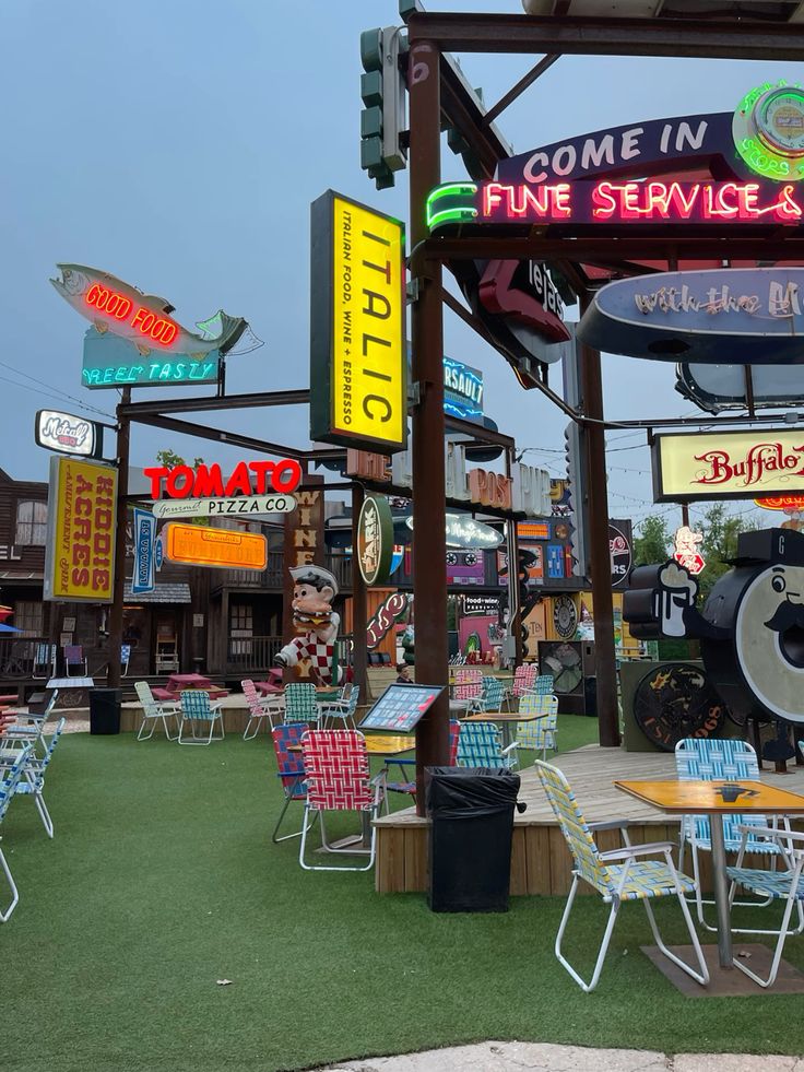 Bar Hopping (Evening)