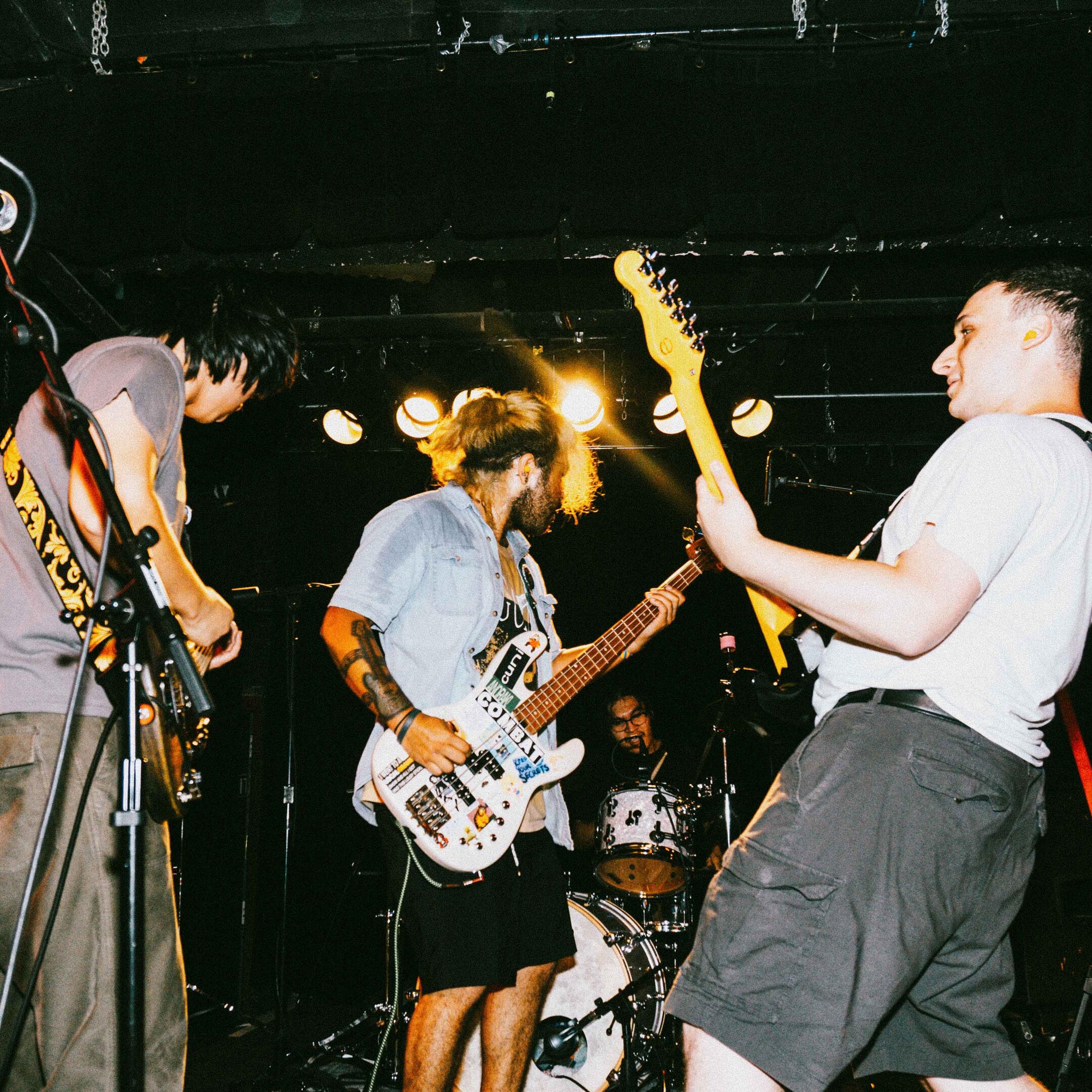 Cuni, Career Day, Two Thumbs Down