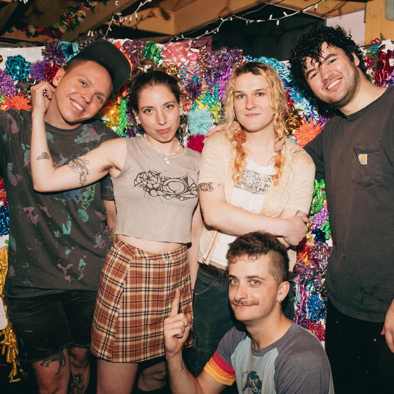 Debbie Dopamine, Ammonite, Gerf