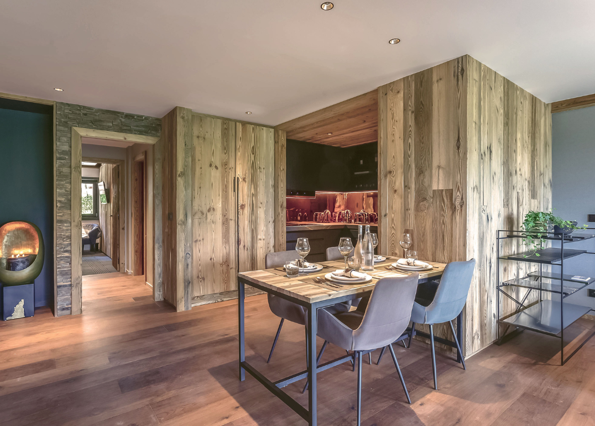 Refuge Alpin, chalet kitchen of the observatory hotel l'Arboisia Megève