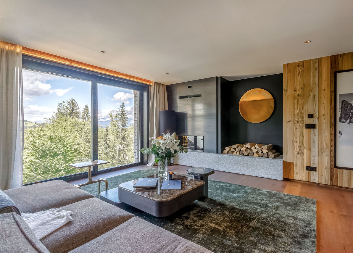 Refuge Alpin, chalet lounge of the observatory hotel L'Arboisia Megève