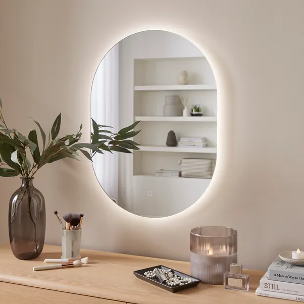 Plug In Oval Light Up Wall Mirror