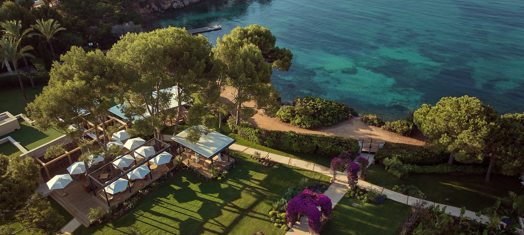 Mediterranean dining and sea views at Mar Sea Club