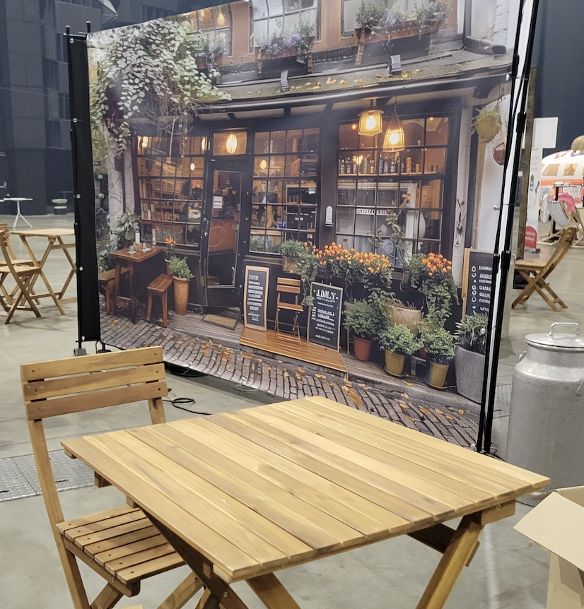 Toile tendue d'époque, décoration événementielle à louer – Mon Décor à Louer