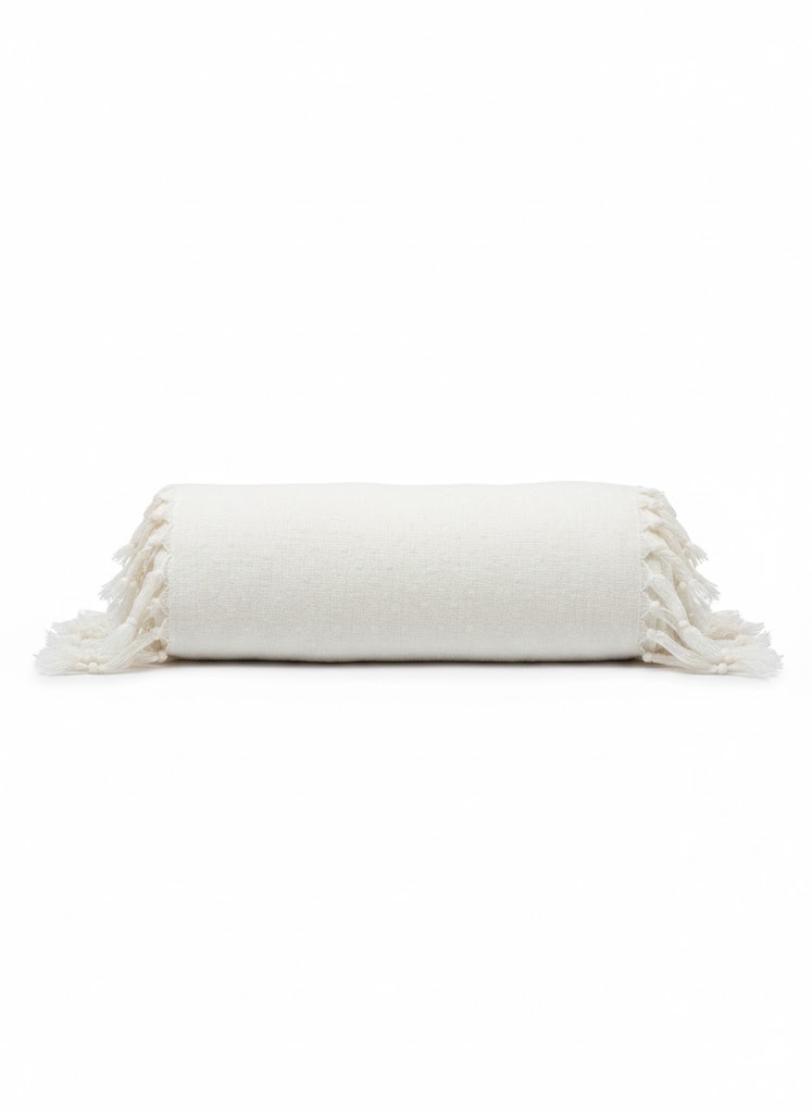 Fouta blanche décorative avec franges décoration bohème événementielle