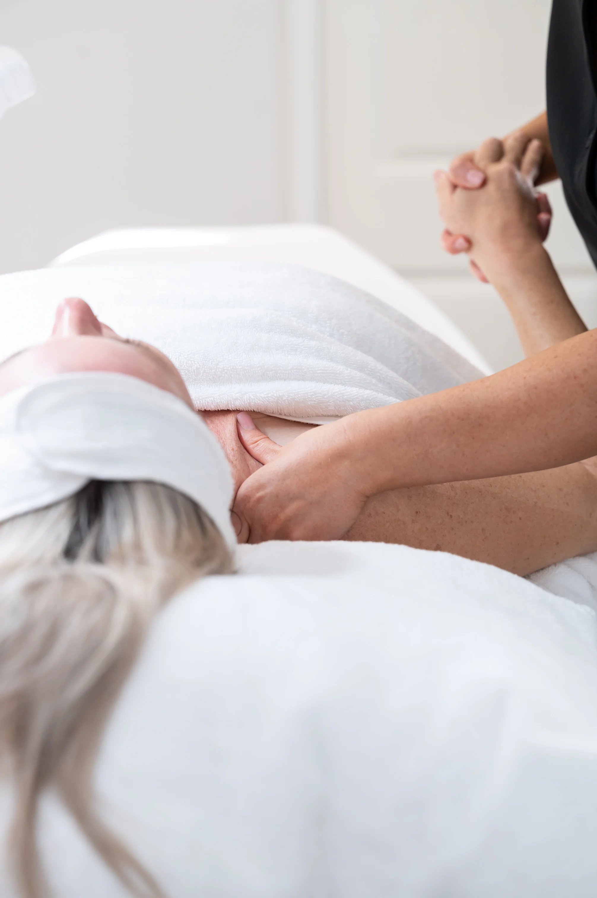 massage therapy session