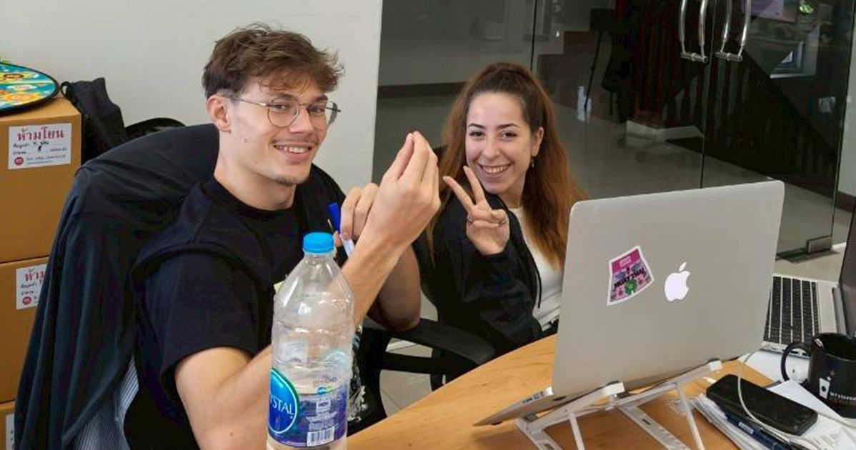 Augustin onboarding a new team member at The PLEDGE. His internship offered more than project work, it gave him the chance to collaborate closely, share knowledge, and contribute to a supportive team culture.