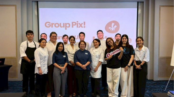 The Lightblue consulting team and Le Méridien Phuket Beach Resort staff in a group photo following the FIT Food Waste Monitoring Tech training session.