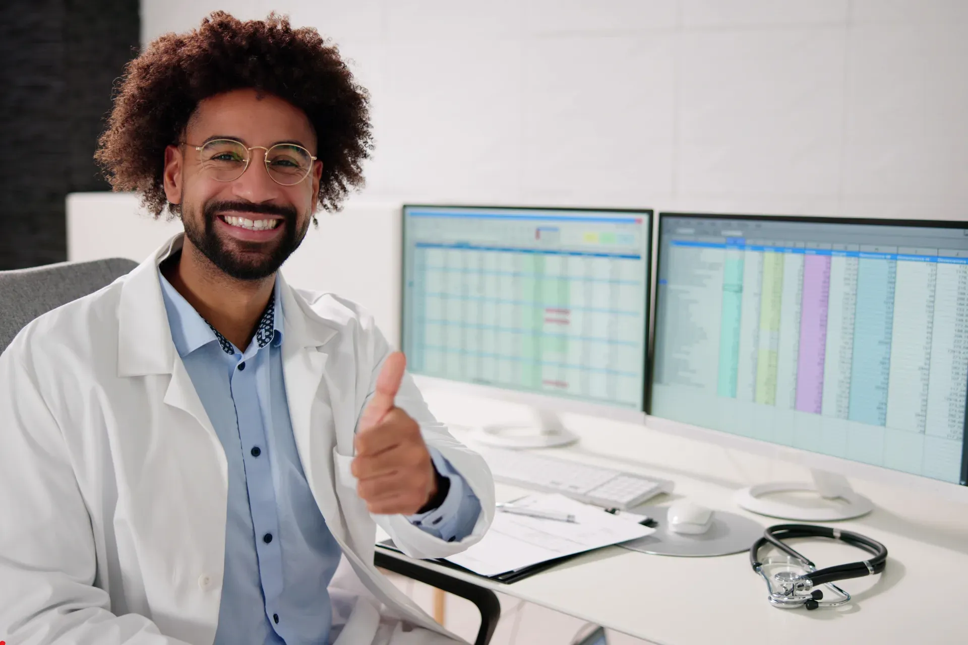 image of a team meeting (for a medical clinic)