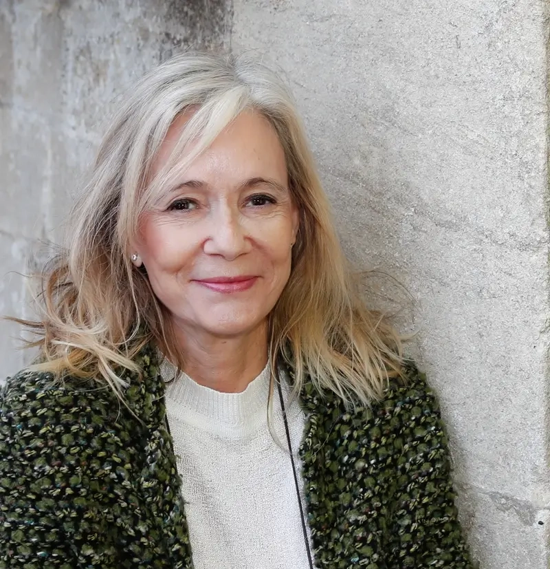 Portrait of Ros Lovell a counsellor in bath