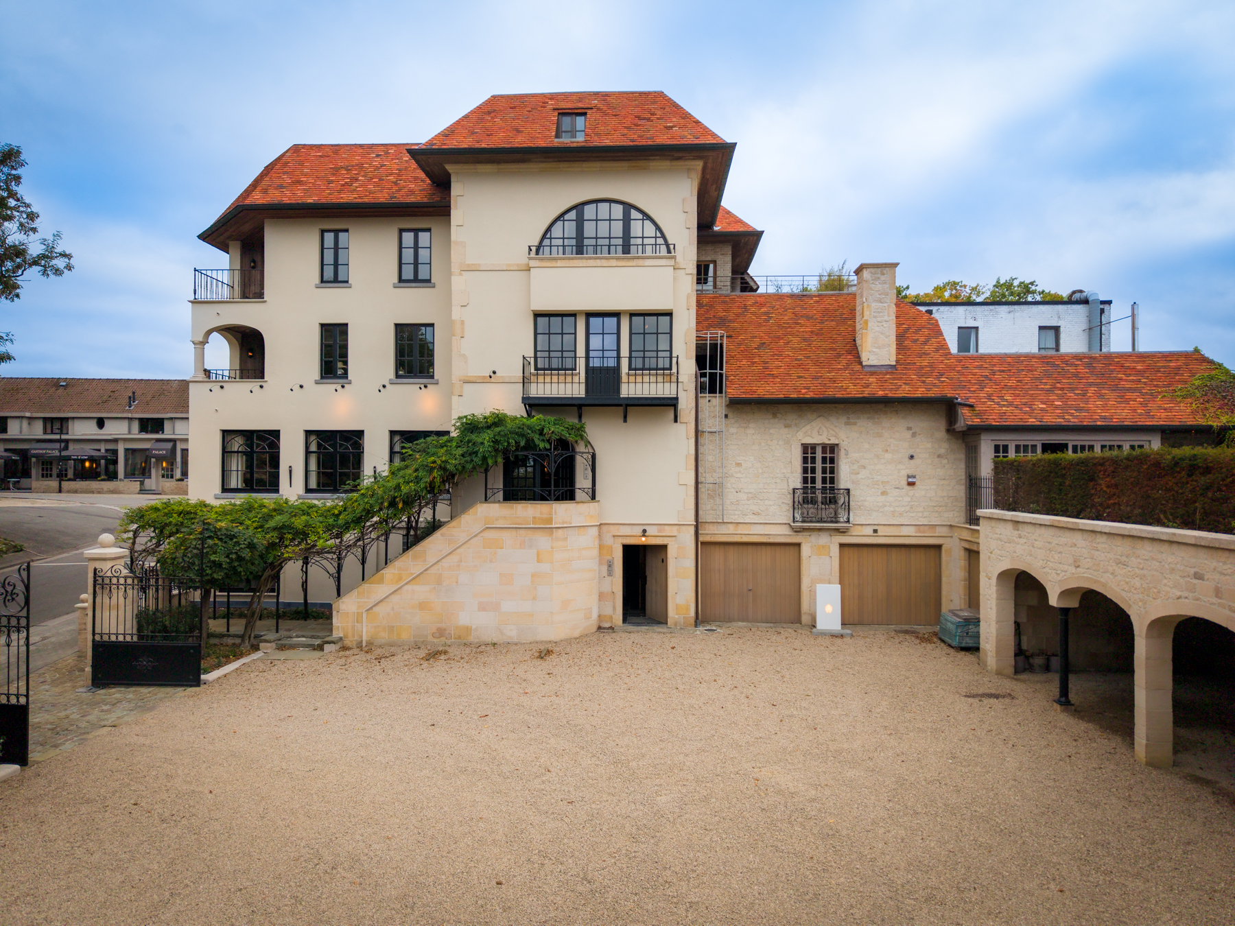 Legendary landmark at the border of the Flemish Ardennes and Pays des Collines