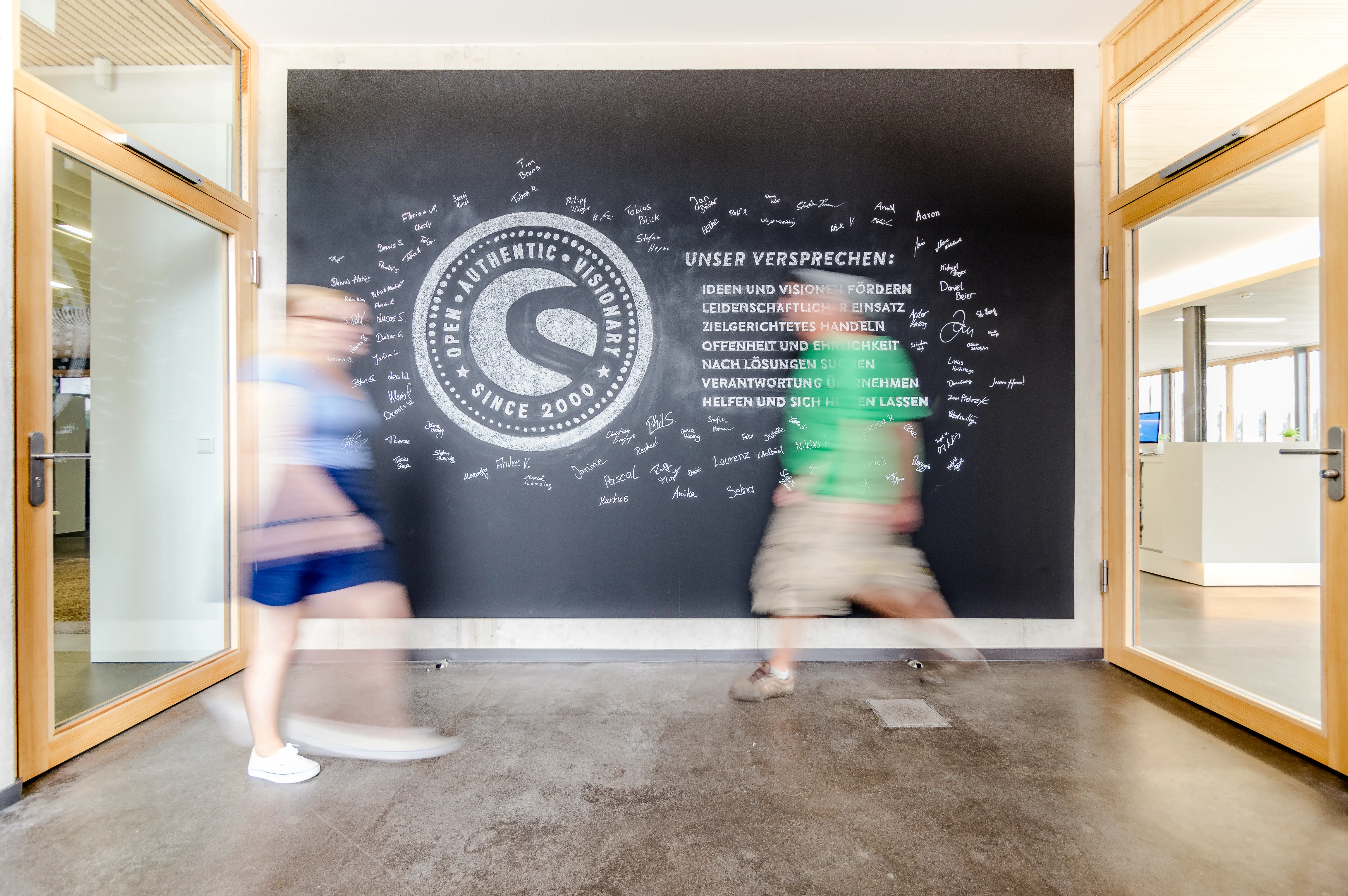 Shopware ist die führende deutsche E-Commerce-Plattform für professionelle Online-Shops. Open Source, flexibel erweiterbar und sowohl für B2B als auch für B2C geeignet. Von Gartner als „Visionary“ ausgezeichnet. Über 50.000 Shops weltweit setzen auf Shopware.