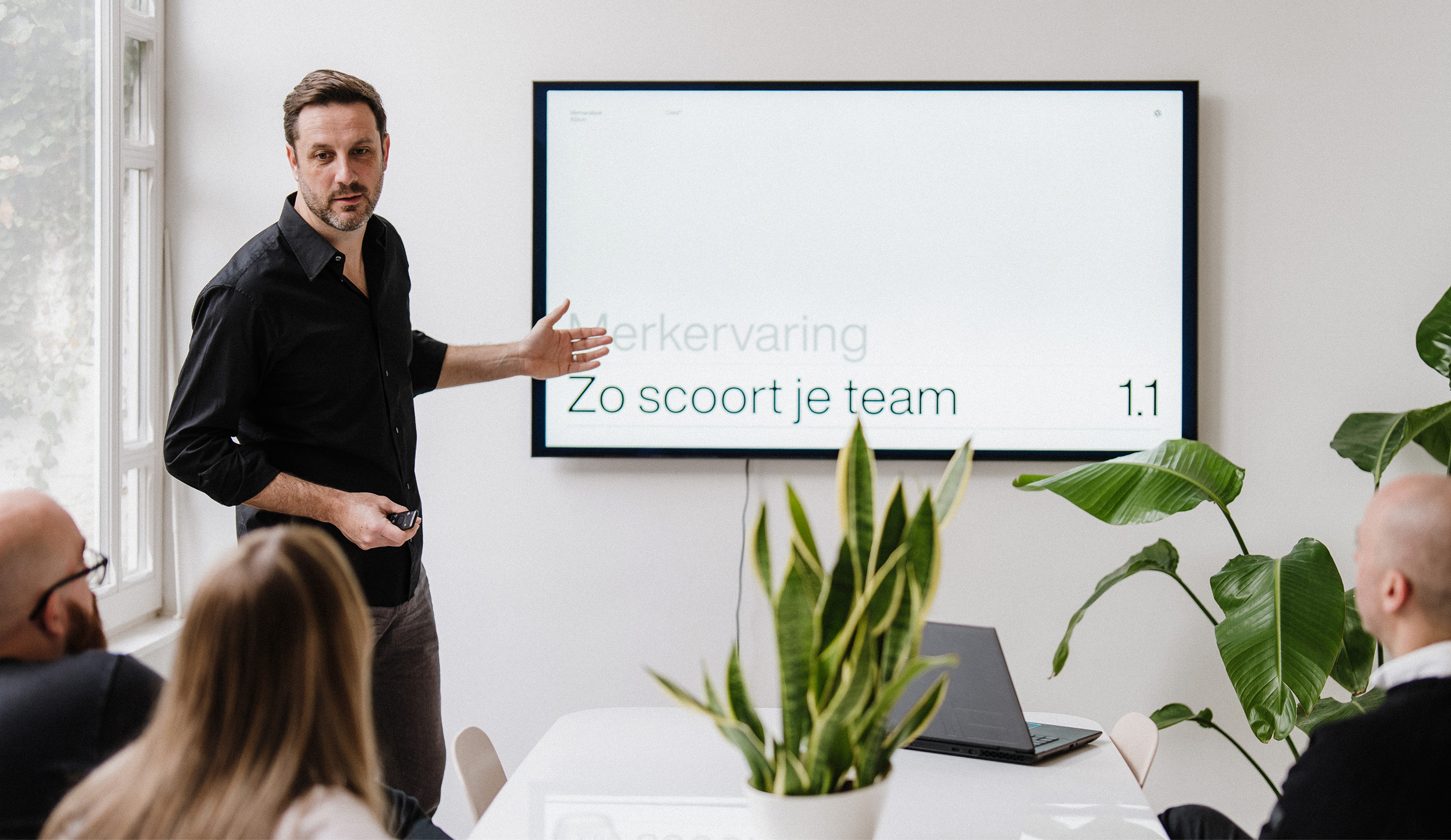 Crest is een merkanalyse tool om te meten of je een rebranding nodig hebt.