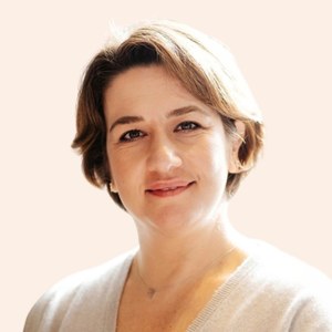 Maya Moufarek, fractional CMO and founder of Marketing Cube