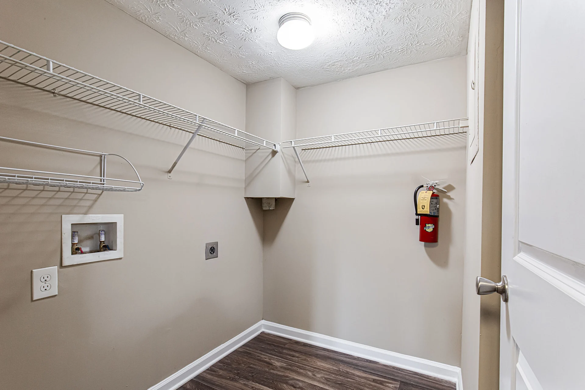Washer/dryer connection