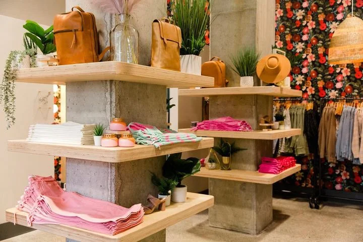 Floating Pillar Shelves