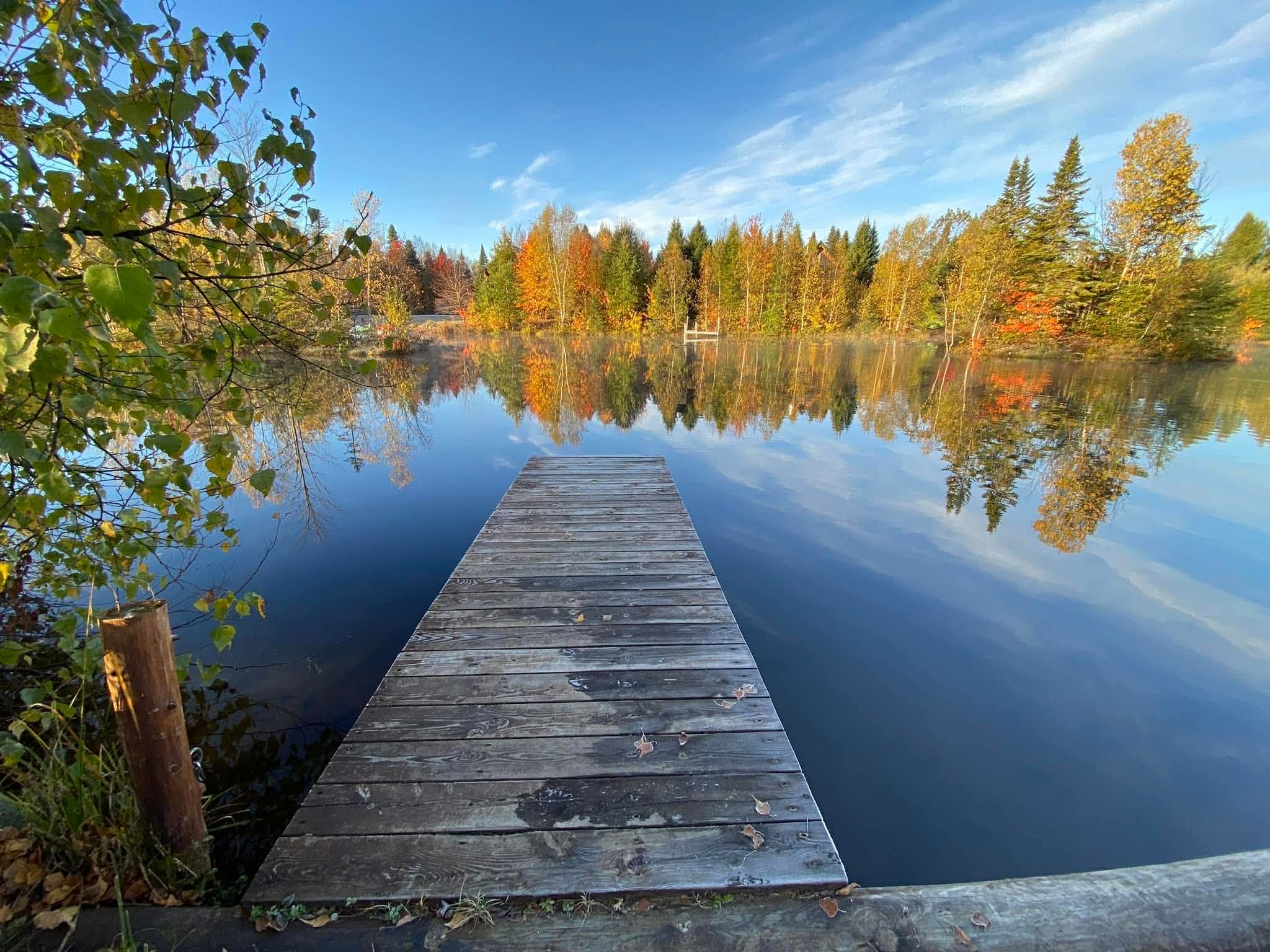 [background image] image of picturesque nearby location (for a bed & breakfast)